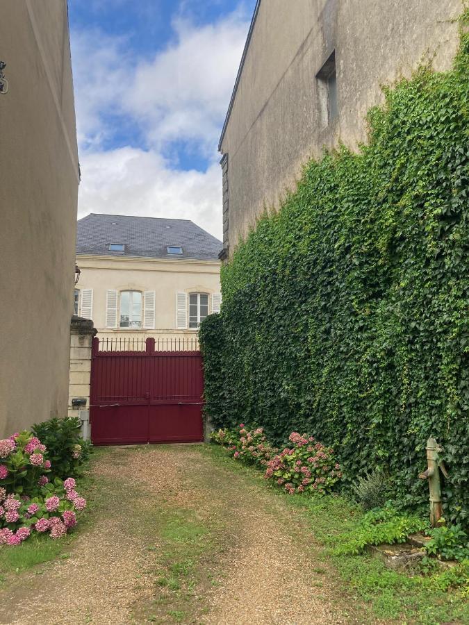 Bed and Breakfast Le Poulailler Loué Exterior foto